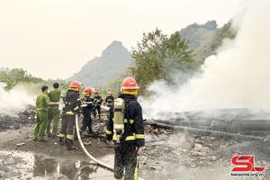 Hỏa hoạn thiêu rụi một căn nhà ở xã Chiềng Ngần