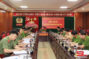 Hội nghị trực tuyến báo cáo viên Trung ương tháng 4 