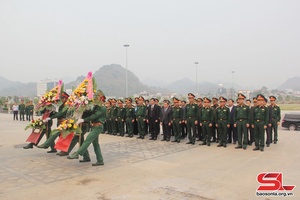 Một số hoạt động của Đoàn đại biểu dự Hội thảo khoa học “Chiến thắng Thượng Lào 1953 - ý nghĩa lịch sử và bài học kinh nghiệm"