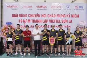  Giải thể thao chào mừng kỷ niệm 19 năm Ngày thành lập Viettel Sơn La 