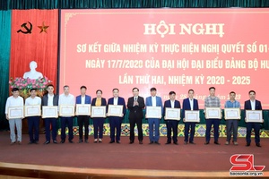 Sơ kết giữa nhiệm kỳ thực hiện Nghị quyết Đại hội Đảng bộ huyện Vân Hồ lần thứ II