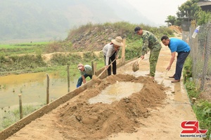 Sốp Cộp phát triển giao thông nông thôn