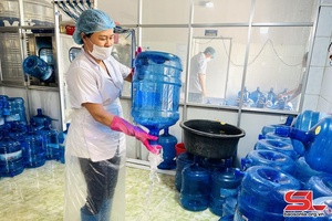 Bảo đảm việc làm, nâng cao đời sống người lao động