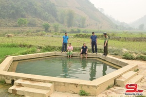 Mó khoáng nóng Mường Lèo