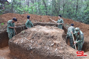 Xây dựng khu vực phòng thủ huyện vững mạnh