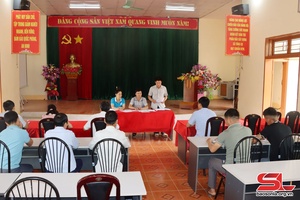 Đồng chí Tổng Biên tập Báo Sơn La dự sinh hoạt chi bộ cơ sở