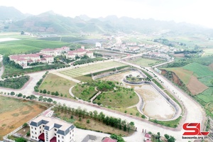 Phát huy sức mạnh đoàn kết, tạo thế và lực, xây dựng huyện Vân Hồ phát triển nhanh, bền vững