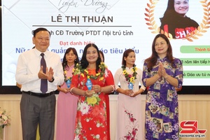 Người “truyền lửa” môn Toán tại Trường PTDT nội trú tỉnh