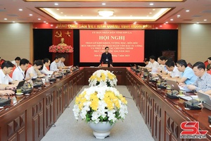 Tập trung giải ngân vốn đầu tư công và thực hiện các chương trình mục tiêu quốc gia