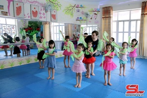 Không để trẻ em lao động trái quy định pháp luật