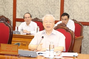 Tổng Bí thư chủ trì họp Bộ Chính trị, Ban Bí thư cho ý kiến về tình hình kinh tế - xã hội