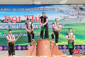 Tuần văn hóa du lịch Mộc Châu năm 2023: Hội thi trình diễn nghệ thuật dân gian dân tộc Mông
