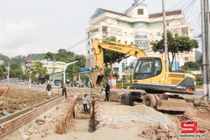 Đảm bảo tiến độ dự án chỉnh trang đô thị dọc đường Điện Biên