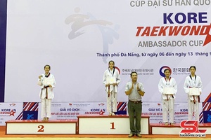 Sơn La đoạt 15 huy chương tại Giải Vô địch Taekwondo các câu lạc bộ Quốc gia