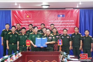  Bộ CHQS tỉnh Sơn La giao ban định kỳ với Bộ CHQS tỉnh U Đôm Xay và Bộ CHQS tỉnh Luông Pha Bang