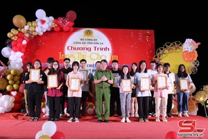 Chương trình "Trung thu cho em"