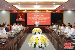 Ký cam kết về trách nhiệm và giao chỉ tiêu thực hiện giải ngân kế hoạch vốn giao và thu ngân sách 