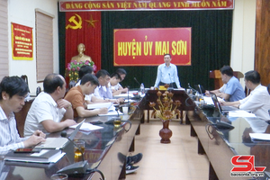 Đoàn giám sát của Ban Bảo vệ chăm sóc sức khỏe cán bộ tỉnh làm việc tại huyện Mai Sơn