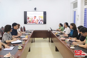 Thứ trưởng phụ trách đối tác vì đổi mới sáng tạo, Bộ các vấn đề toàn cầu Canada thăm và làm việc tại tỉnh Sơn La