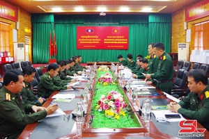 Giao ban giữa Bộ CHQS hai tỉnh Sơn La và Xiêng Khoảng
