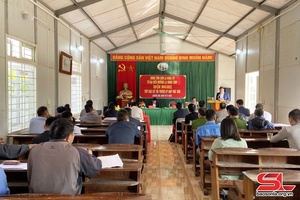  Tổ đại biểu HĐND tỉnh tiếp xúc cử tri xã Chiềng Hoa 
