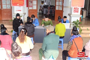 VNPT hỗ trợ công dân xã Chiềng Đen đăng ký sim chính chủ và chuẩn hoá thông tin