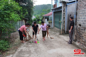 Mường La thu gom, xử lý chất thải rắn sinh hoạt