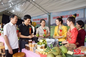 Đoàn kết, tự lực, tự cường, xây dựng huyện phát triển toàn diện