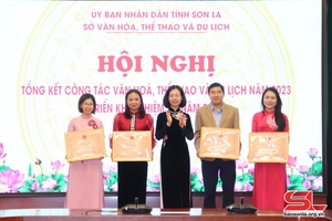  Nâng cao vị trí, vai trò của hoạt động văn hóa, thể thao và du lịch 