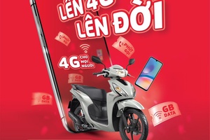 Viettel Sơn La hỗ trợ khách hàng chuyển đổi từ điện thoại 2G lên 4G 