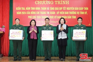 Đồng chí Phó Chủ tịch Thường trực UBND tỉnh làm việc tại huyện Sông Mã
