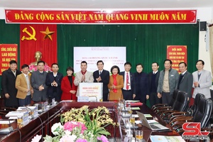 Đồng chí Chủ tịch UBND tỉnh làm việc với Trường đại học Tây Bắc
