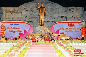 Thành phố tổ chức chương trình Hội Xuân dâng Bác