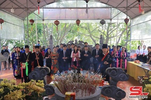 Tuần văn hóa, thể thao và du lịch Quỳnh Nhai năm 2024: Lễ dâng hương tại Khu du lịch văn hóa tâm linh huyện Quỳnh Nhai