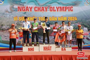 Sôi nổi Ngày chạy Olympic vì sức khỏe toàn dân