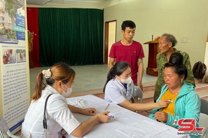 Quan tâm, chăm sóc người cao tuổi