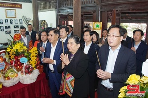 Lễ dâng hương tưởng niệm 80 năm ngày mất Nhà cách mạng, liệt sĩ Tô Hiệu