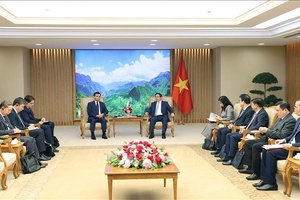 Thủ tướng Phạm Minh Chính tiếp Bộ trưởng Ngoại giao Uzbekistan Bakhtiyor Saidov