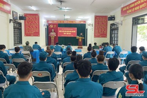 Quỳnh Nhai huấn luyện dân quân tự vệ năm thứ nhất