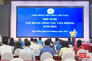 Công đoàn Viên chức Việt Nam tập huấn công tác văn phòng