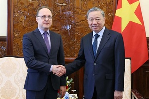 Việt Nam luôn coi Nga là một trong những đối tác ưu tiên hàng đầu