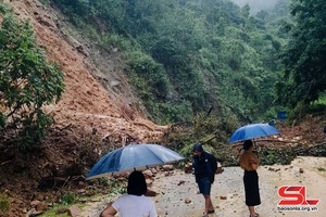 Mưa lớn gây sạt lở, ngập úng nhiều nơi tại huyện Mường La