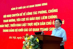 Đề cao quyết tâm chính trị của tổ chức Đảng và đảng viên trong phòng, chống tham nhũng, tiêu cực