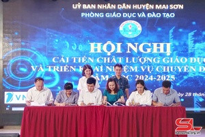 Huyện Mai Sơn triển khai nhiệm vụ chuyển đổi số năm học 2024-2025