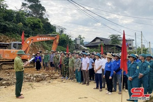 'Mường Chanh ra quân mở rộng đường liên bản