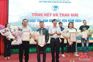 Bắc Yên trao giải Cuộc thi "Ảnh đẹp Bắc Yên” năm 2024