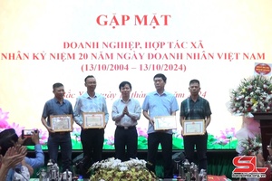  Bắc Yên gặp mặt doanh nghiệp, HTX nhân Ngày Doanh nhân Việt Nam