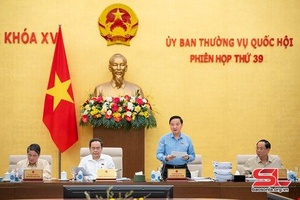 'Ủy ban Thường vụ Quốc hội thông qua việc sắp xếp, thành lập đơn vị hành chính cấp huyện, cấp xã của 12 tỉnh, thành phố