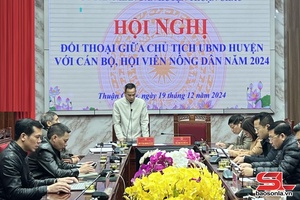 'Chủ tịch UBND huyện Thuận Châu đối thoại với cán bộ, hội viên nông dân