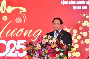 'Thủ tướng Phạm Minh Chính và Phu nhân dự Chương trình Xuân Quê hương 2025